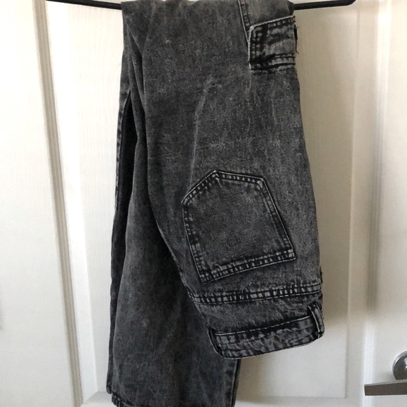 Shein Carpenter Jeans - Picture 4 of 4